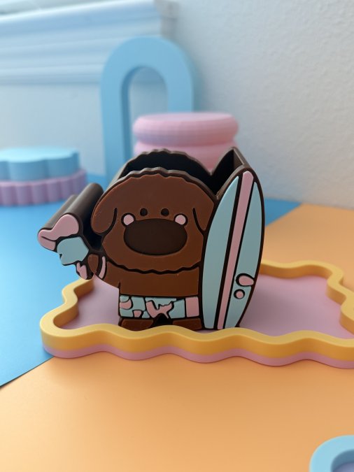 Kawaii vs Minimalist Desk Setup: Which Fits You?